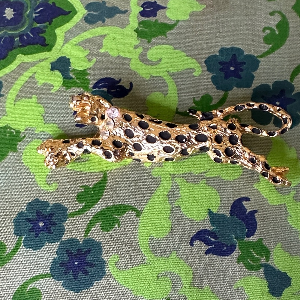 Vintage Gold Leopard Spot Brooch with Black Spots🐆